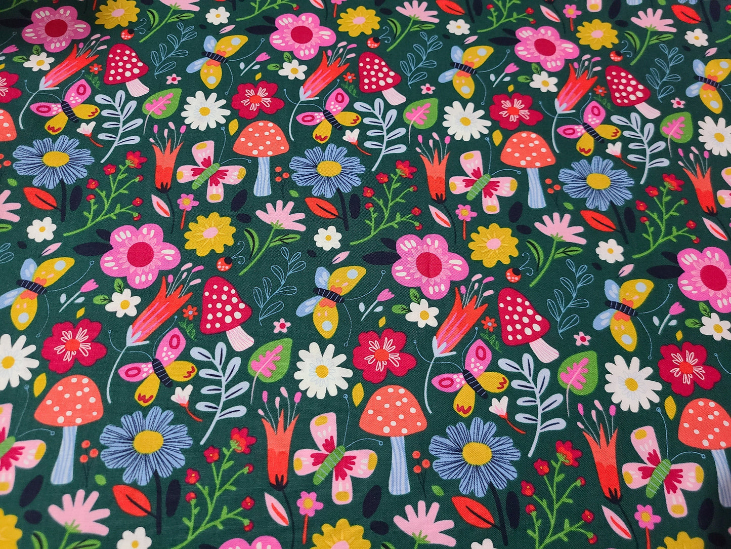 Brother Sister Design mushroom floral Cotto Fabric Quilting Fabric Apparel Fabric 100% Cotton