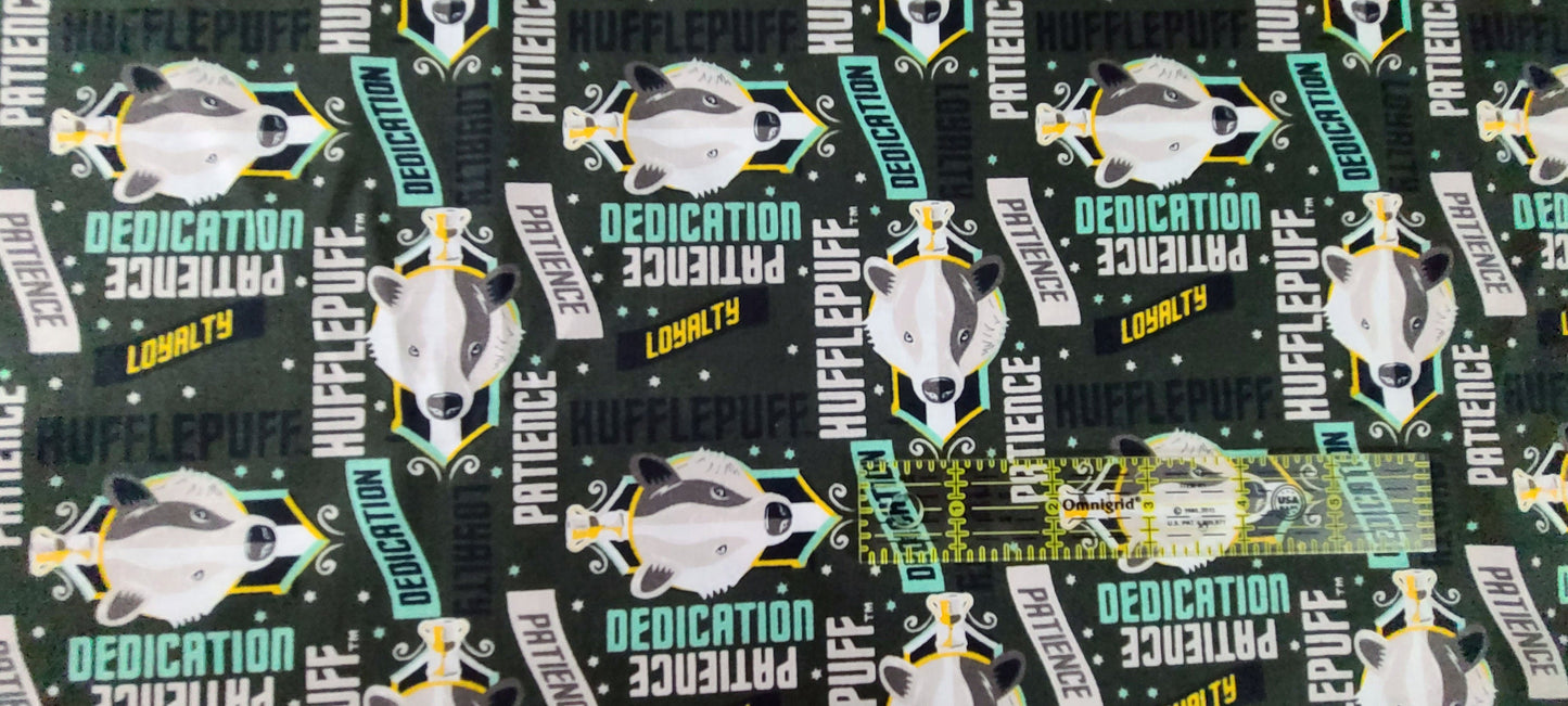 Harry Potter cotton fabric Gryffindor Ravenclaw Slytherin Hufflepuff fat quarter half yard one yard