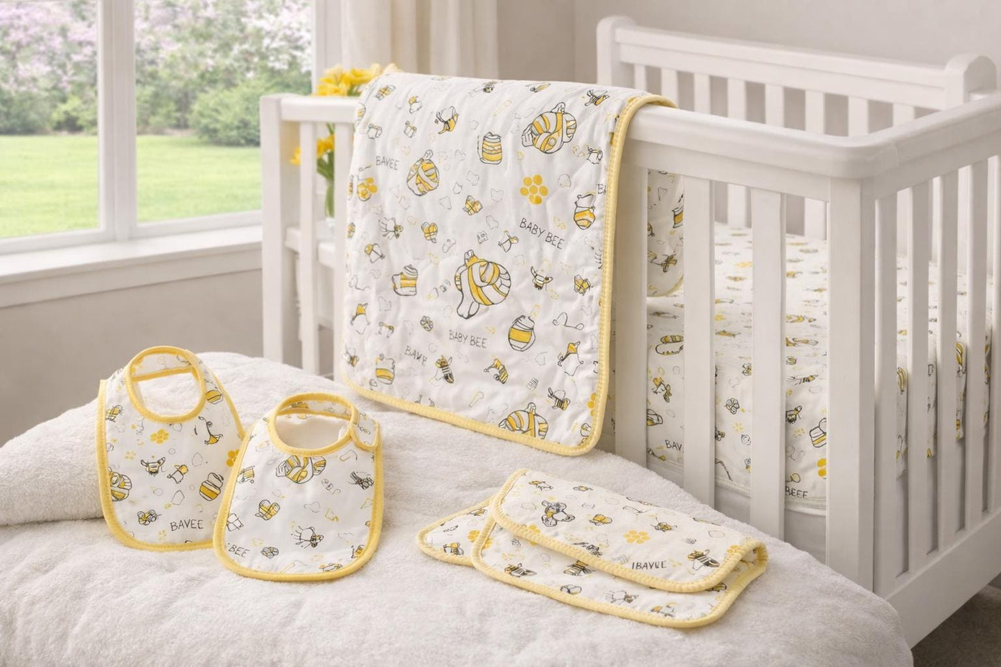 Winnie_the_pooh_nursery blanket bibs