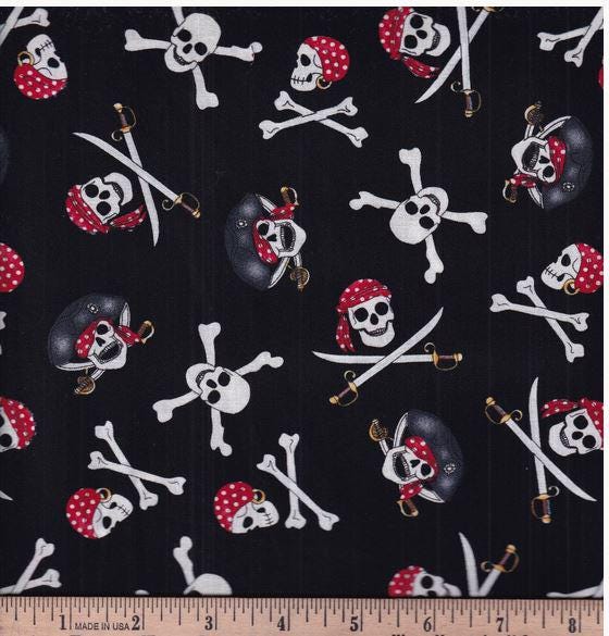 Hi Fashion Halloween Novelty 0942-9507 Black Pirate Skulls 100% Cotton Fabric