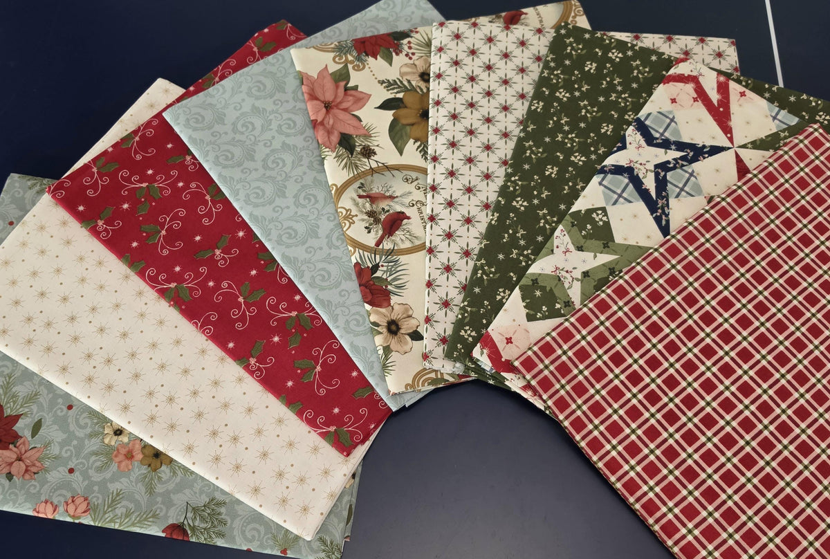 Christmas Greetings Fat Quarter bundles 17660C-10 Cream Classic quilting from Riley Blake Designs 100% Cotton Fabrics Pre-cut